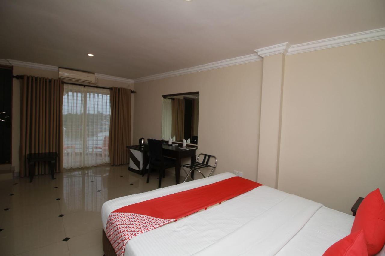 נגומבו Oyo 317 Choy'S Waterfront Residence מראה חיצוני תמונה