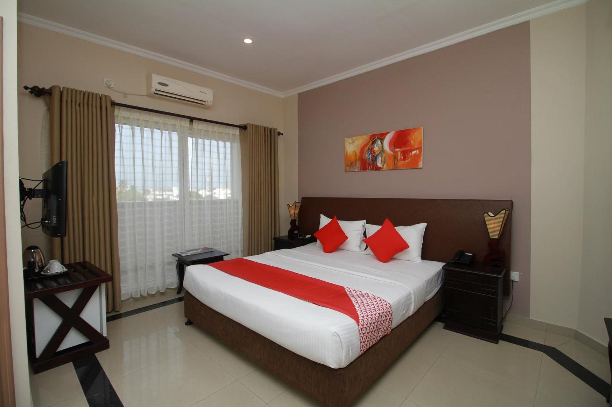 נגומבו Oyo 317 Choy'S Waterfront Residence מראה חיצוני תמונה